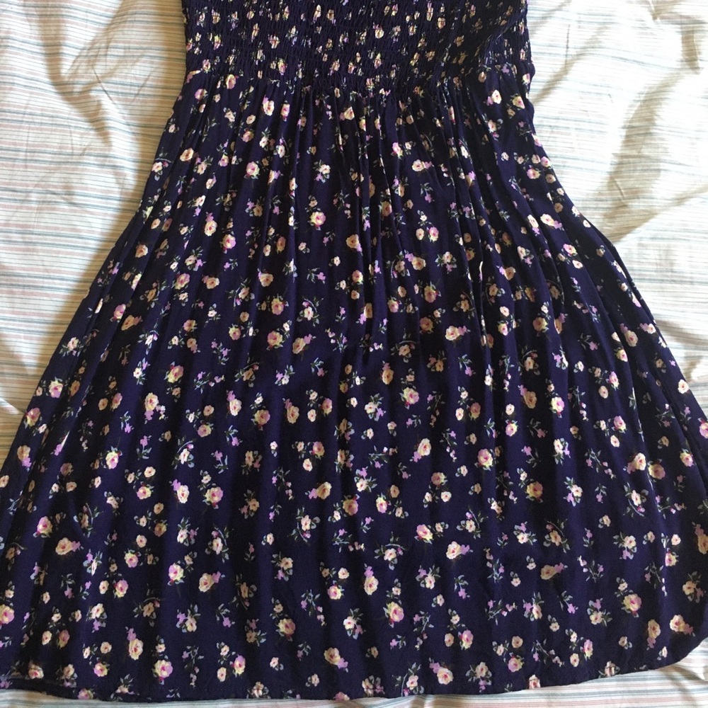 Flora dress - Picture 2 of 3